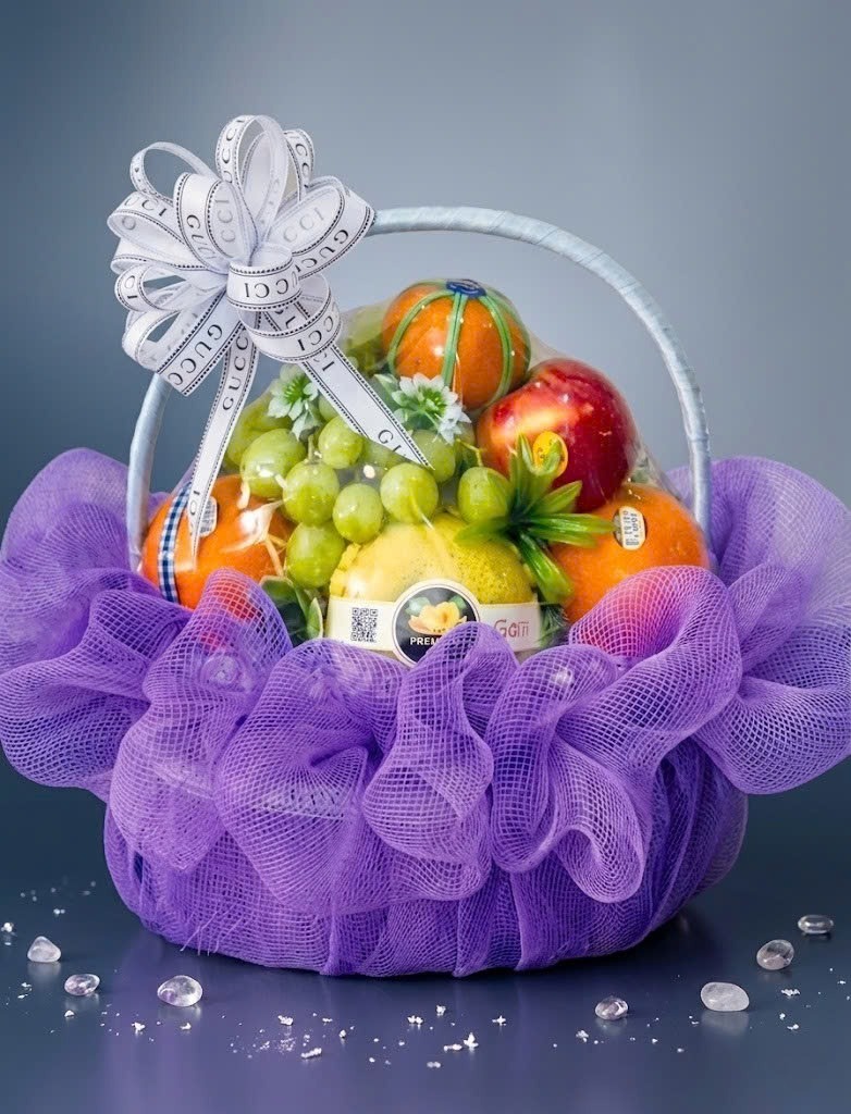 Giỏ Trái Cây Mix Tím Mộng Mơ